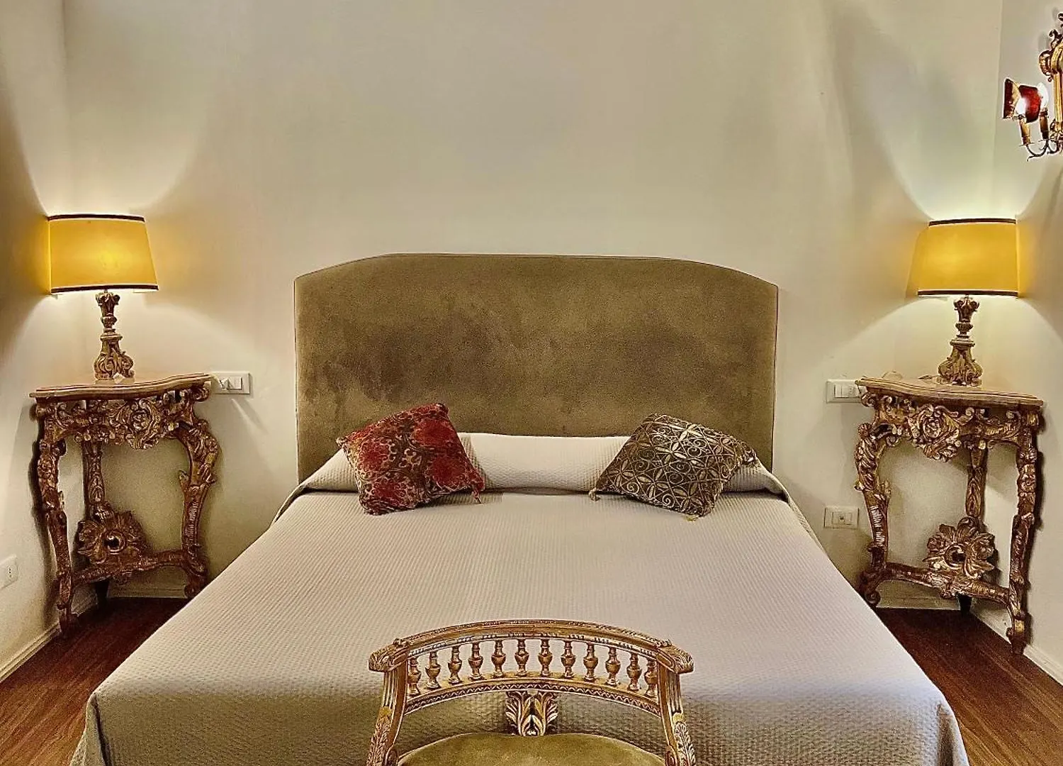 Console Palais Hotel Venice